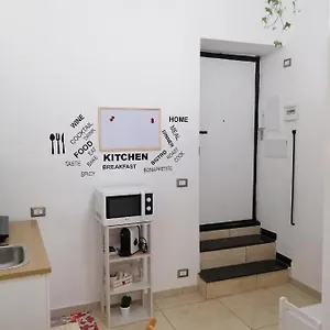 https://sweet-renato.hotels-amalfi.com