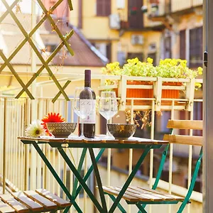 https://house-navigli-milan.italymilanhotels.net